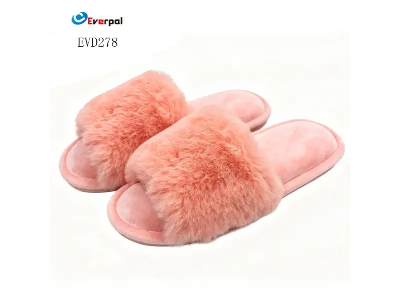 Selipar Bilik Tidur Rumah Dalaman Bulu Fuzzy untuk Wanita